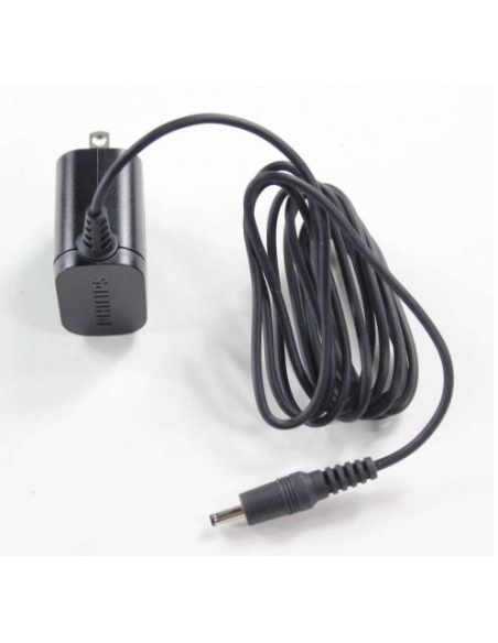 ADAPTADOR 8V DE UN PLUG PUNTA DELGADA